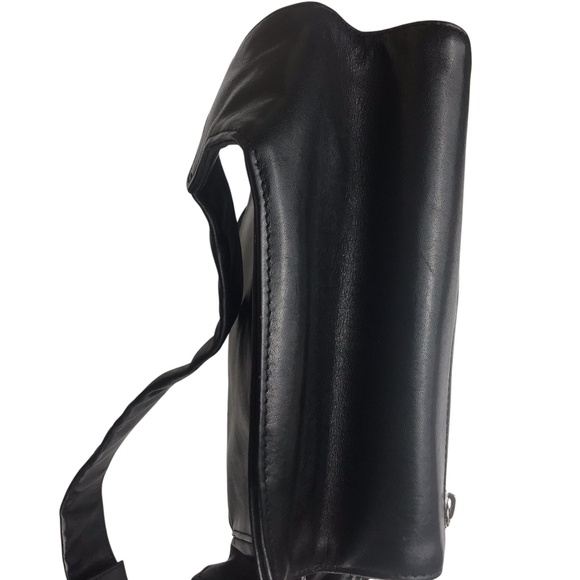 Danier Black Leather Bag - Picture 13 of 16